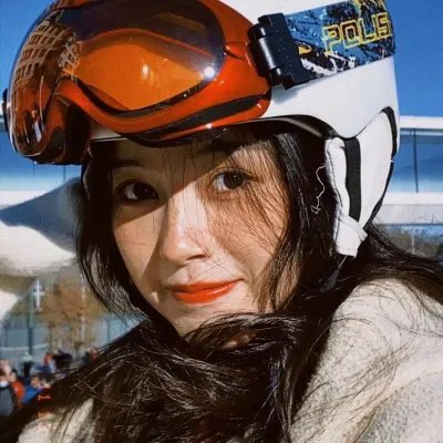 荒野充气娃娃 海报